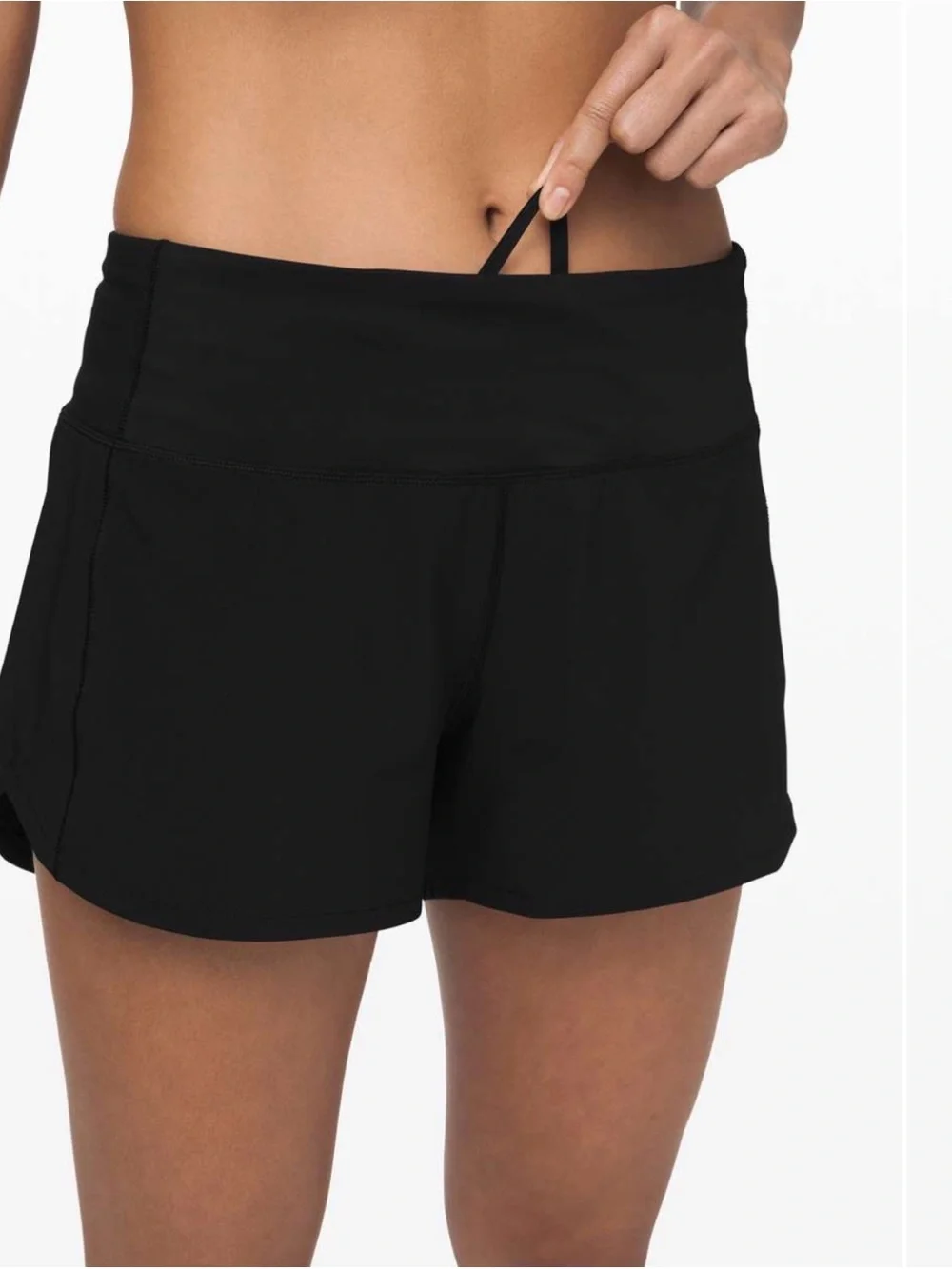 Lululemon Speed Up Mid Rise Short 4”